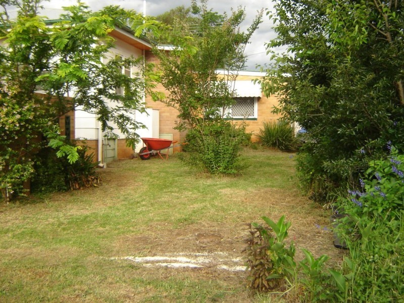 135 Mackenzie Street, East Toowoomba QLD 4350