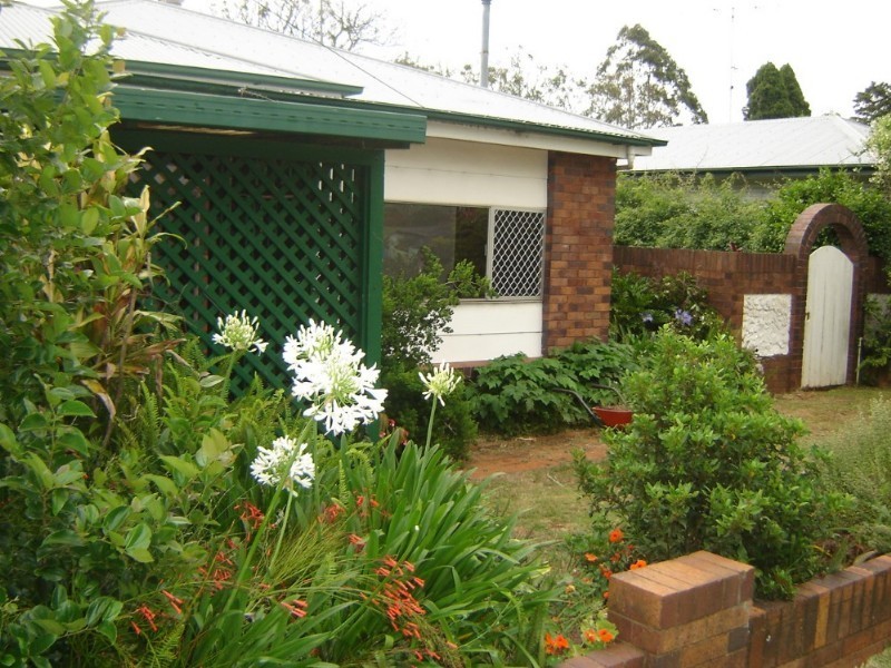 135 Mackenzie Street, East Toowoomba QLD 4350