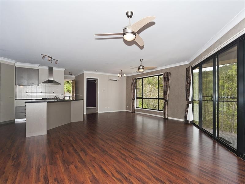 118-122 Flagstone Creek Road, Middle Ridge QLD 4350