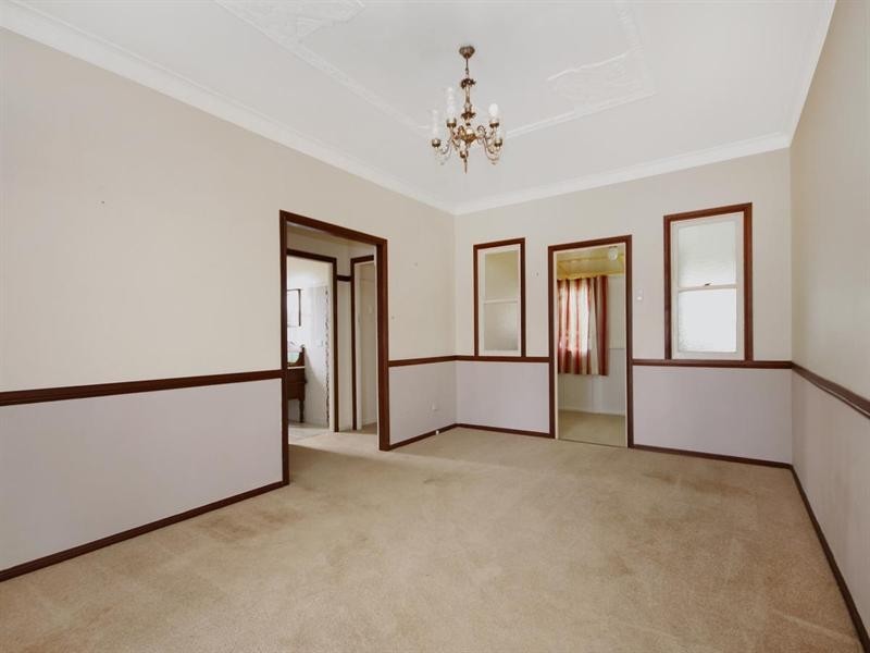 3 Helen Street, Newtown QLD 4350