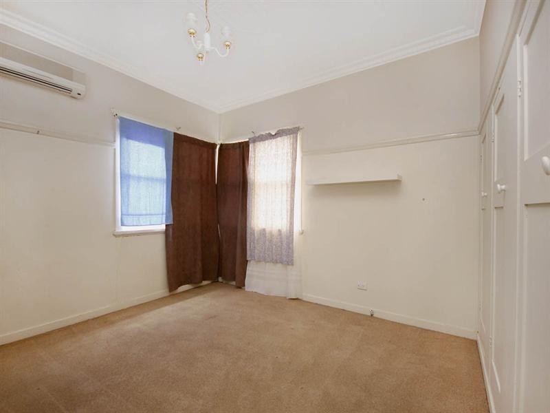 3 Helen Street, Newtown QLD 4350