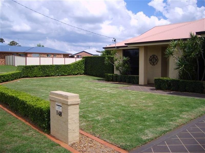 148 Spring Street, Middle Ridge QLD 4350