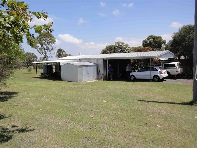 22 Colemans Road, Goombungee QLD 4354