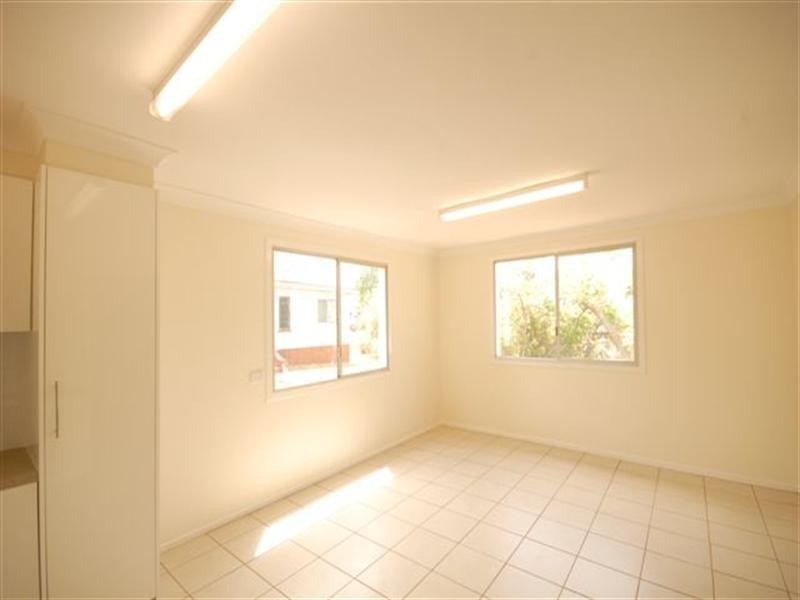 10 Seaton Street, South Toowoomba QLD 4350