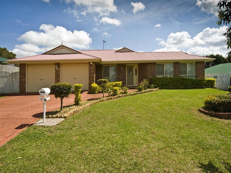 5 Swartz Street, Kearneys Spring QLD 4350
