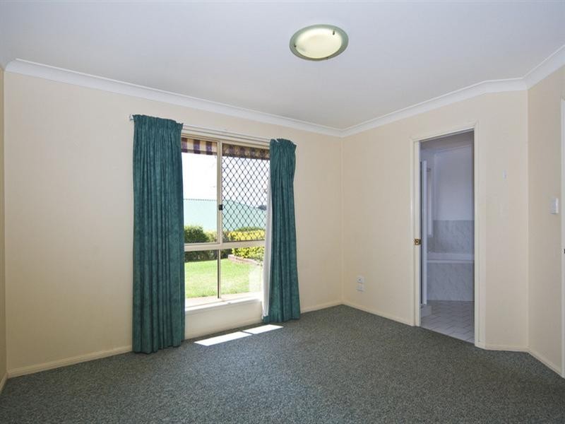 5 Swartz Street, Kearneys Spring QLD 4350