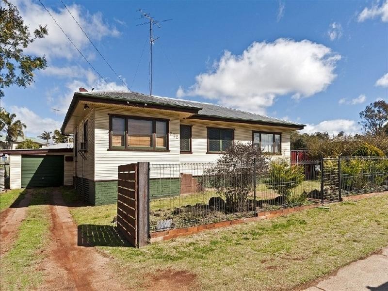 272 Long Street, South Toowoomba QLD 4350