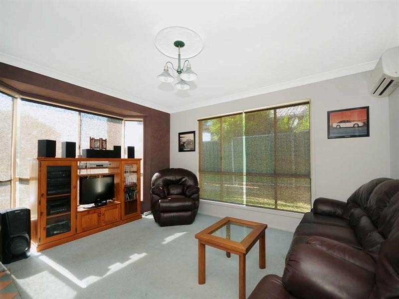 12 Lacebark Court, Glenvale QLD 4350