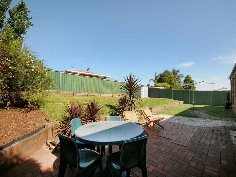 12 Lacebark Court, Glenvale QLD 4350