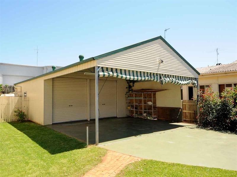 8 Kirk Street, Toowoomba City QLD 4350