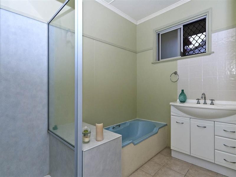 32 High Street, Rangeville QLD 4350