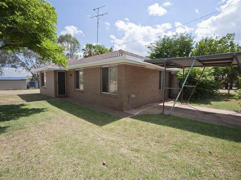2 George Street, Kingsthorpe QLD 4400