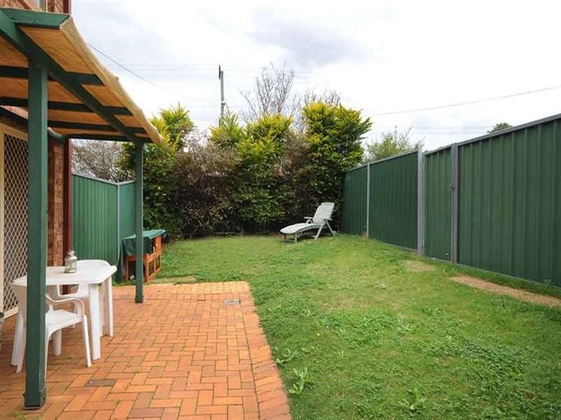 4 /355 Tor Street, Wilsonton QLD 4350