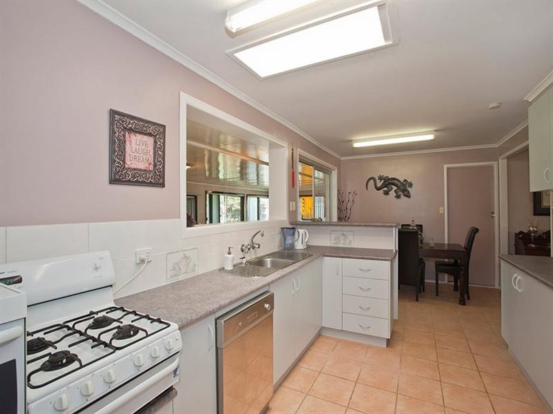 37 Router Street, Wilsonton QLD 4350