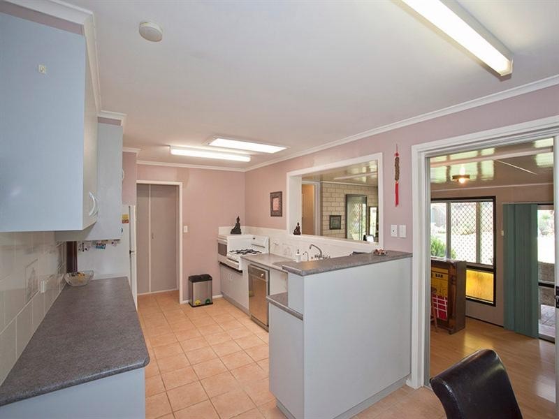 37 Router Street, Wilsonton QLD 4350