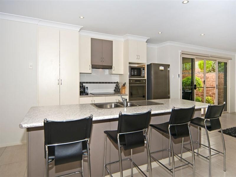 1/155 Handley Street, Darling Heights QLD 4350