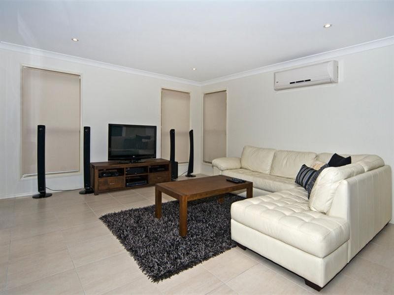 1/155 Handley Street, Darling Heights QLD 4350