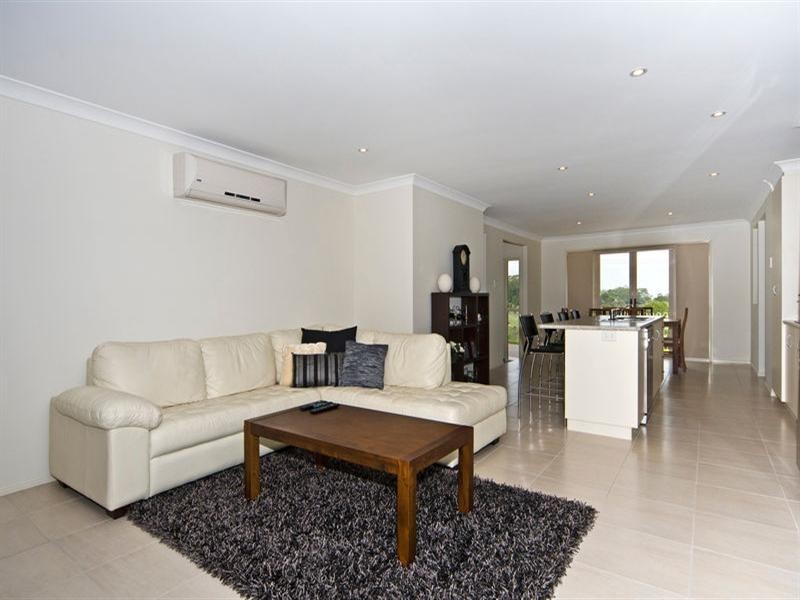 1/155 Handley Street, Darling Heights QLD 4350