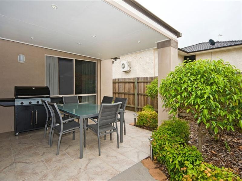 1/155 Handley Street, Darling Heights QLD 4350