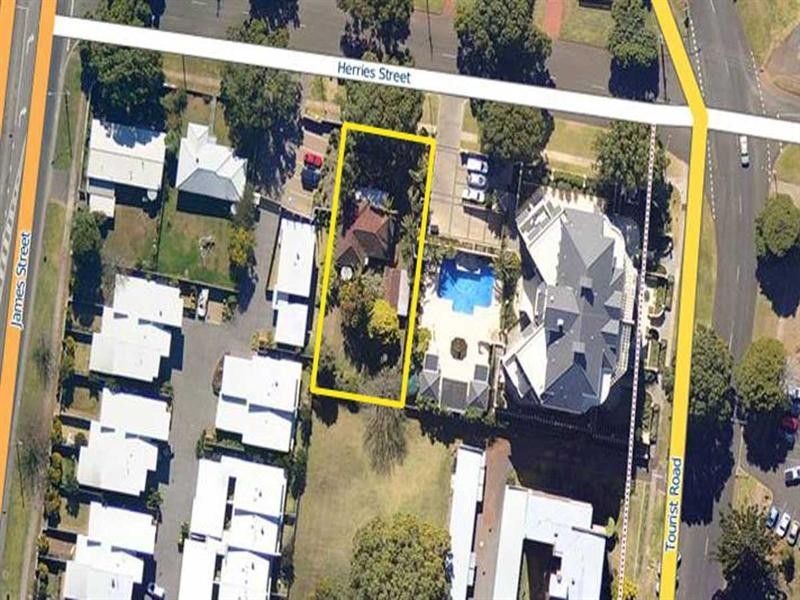 4A Herries Street, East Toowoomba QLD 4350
