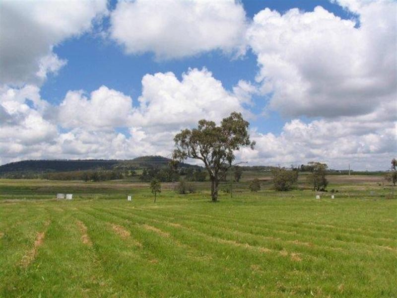 L4 Old Wyreema Road, Drayton QLD 4350