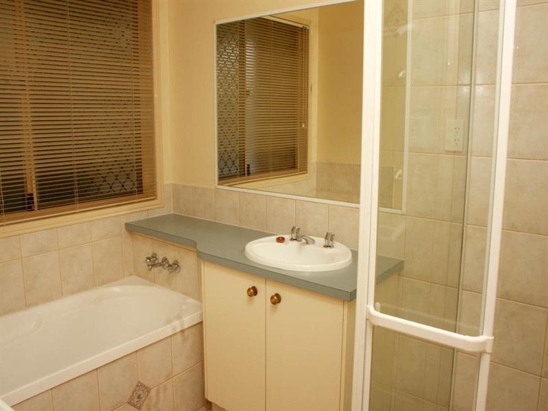 45 Broadfoot Street, Kearneys Spring QLD 4350