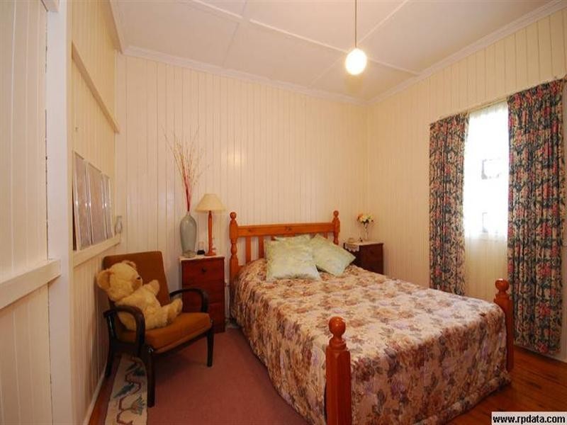 8b West Street, North Toowoomba QLD 4350