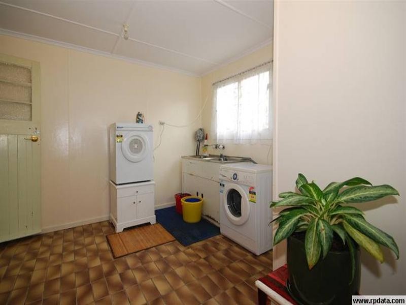 8b West Street, North Toowoomba QLD 4350