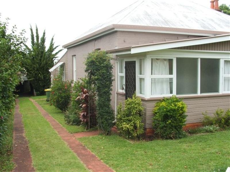 4 Cecil Street, Toowoomba City QLD 4350