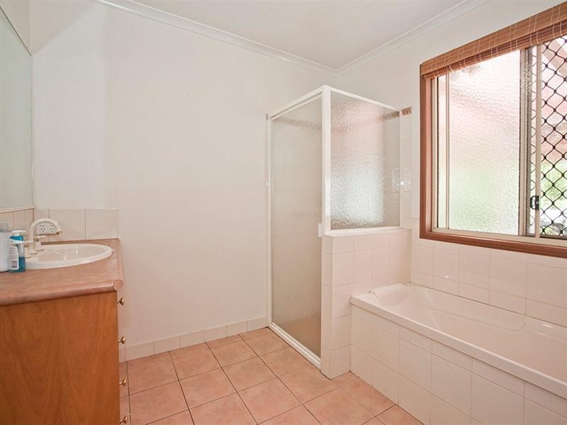 6 Paspalum Court, Meringandan West QLD 4352