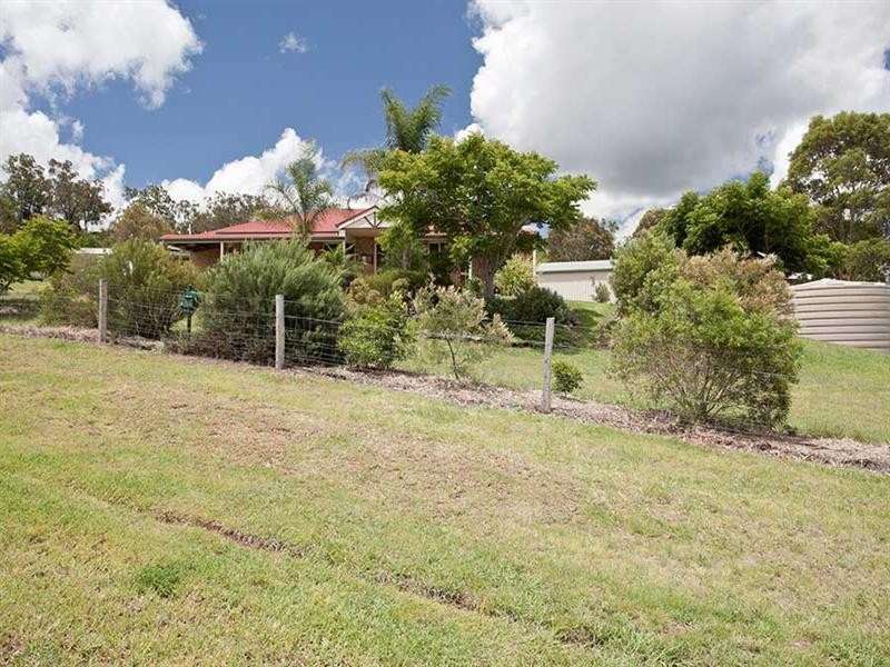 6 Paspalum Court, Meringandan West QLD 4352