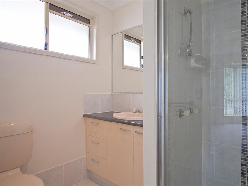 303 Ramsay Street, Middle Ridge QLD 4350