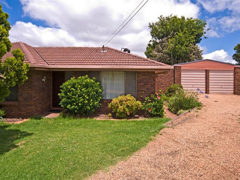 3 Ulm Court, Wilsonton QLD 4350