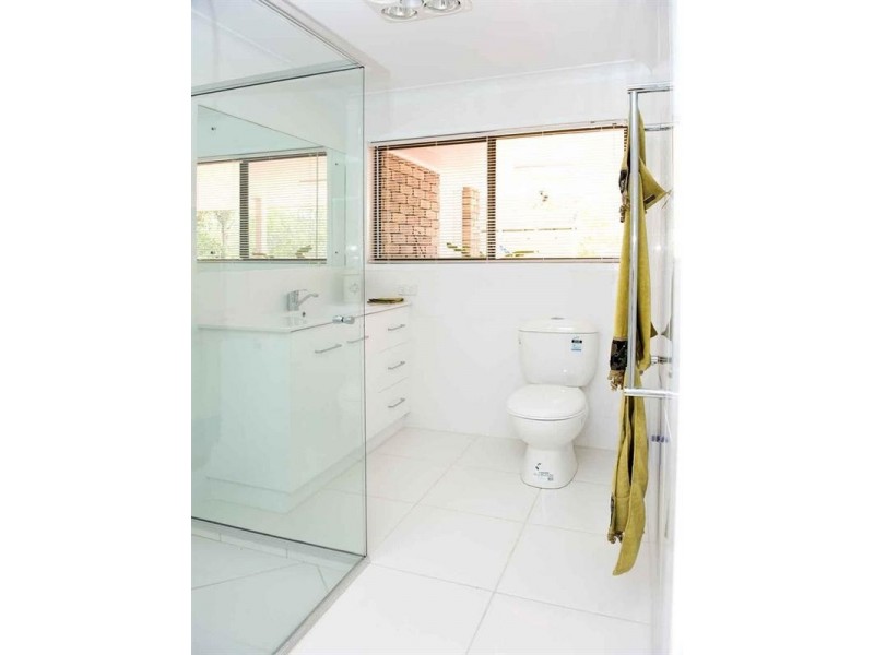 8 Dippel Street, Middle Ridge QLD 4350