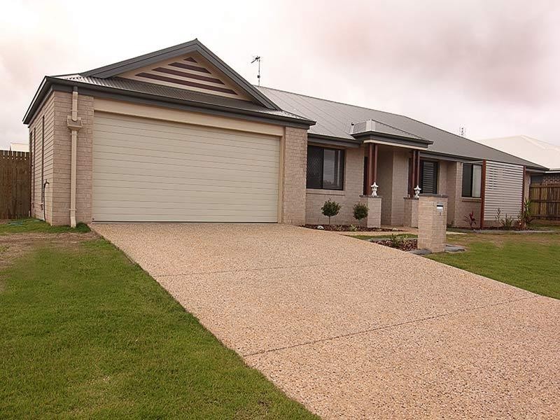 1 Neiwand Street, Kearneys Spring QLD 4350