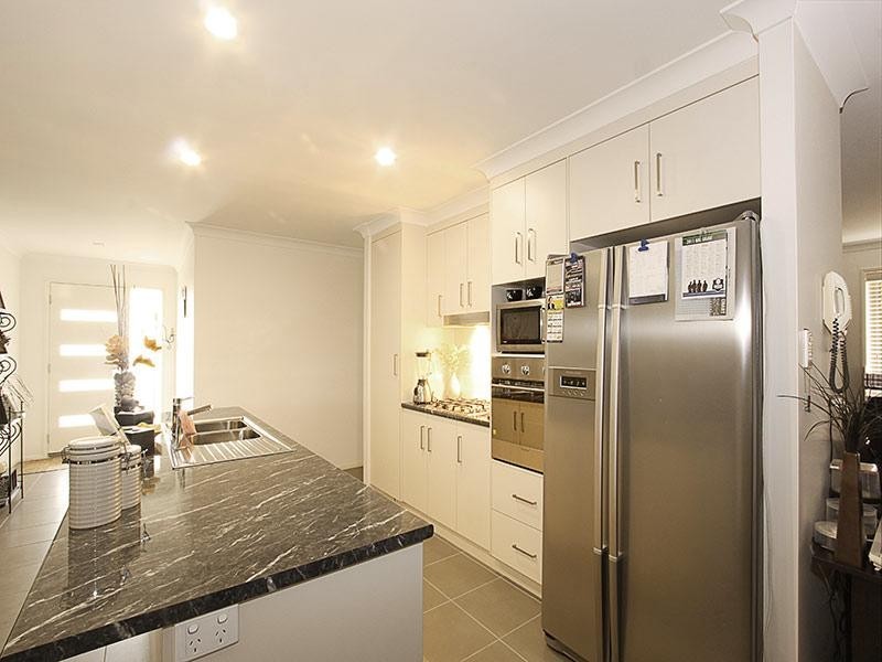 1 Neiwand Street, Kearneys Spring QLD 4350