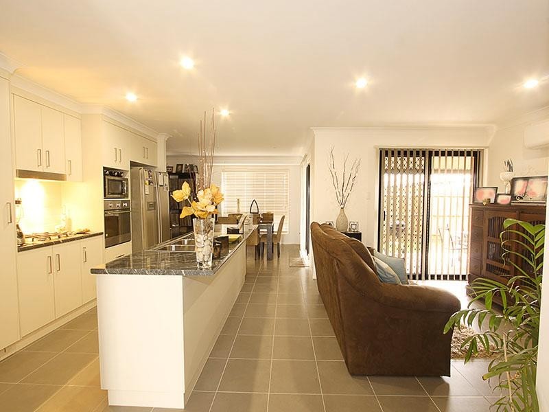 1 Neiwand Street, Kearneys Spring QLD 4350