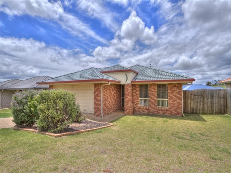 13 Winning Street, Glenvale QLD 4350