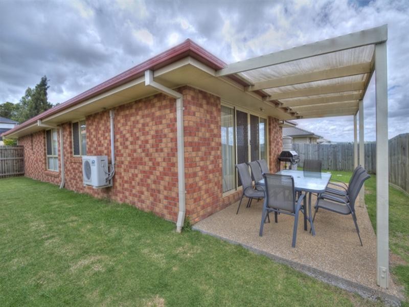 13 Winning Street, Glenvale QLD 4350