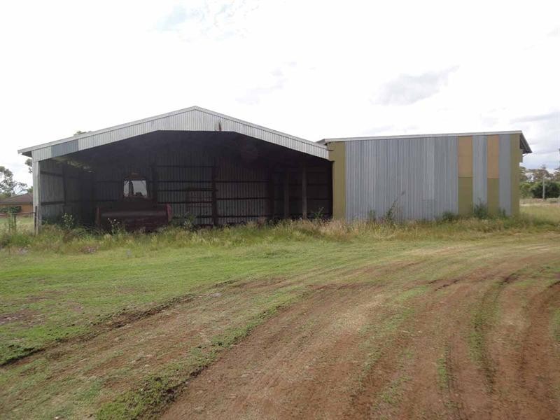821 Clifton Pittsworth Road, Back Plains QLD 4361