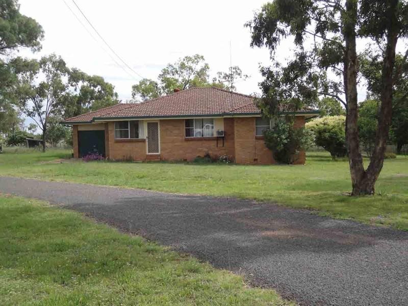 821 Clifton Pittsworth Road, Back Plains QLD 4361