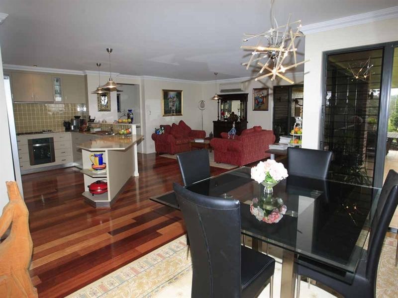 220 Hudson Road, Southbrook QLD 4363