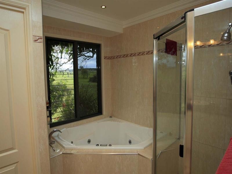 220 Hudson Road, Southbrook QLD 4363