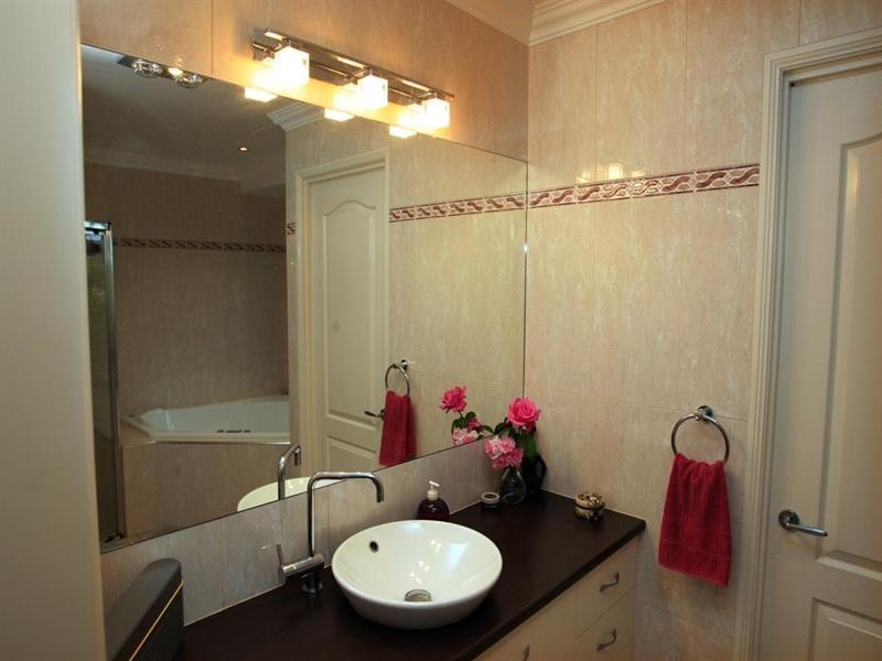 220 Hudson Road, Southbrook QLD 4363