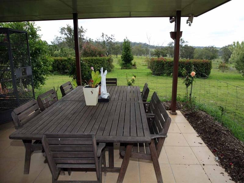 220 Hudson Road, Southbrook QLD 4363