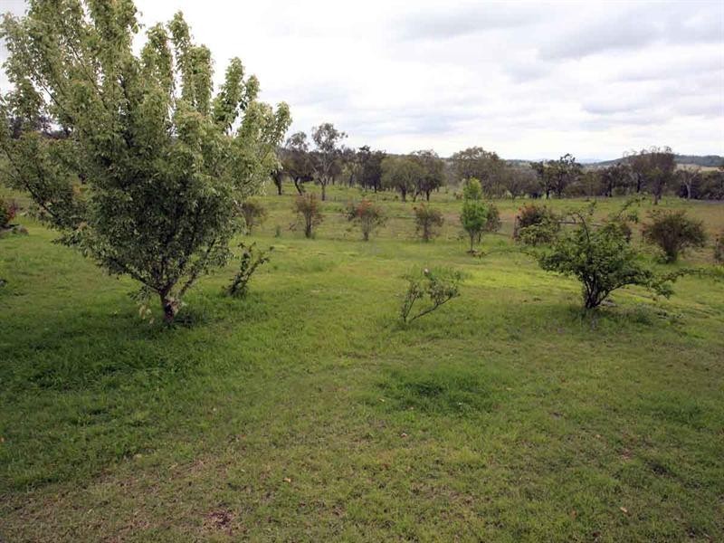 220 Hudson Road, Southbrook QLD 4363