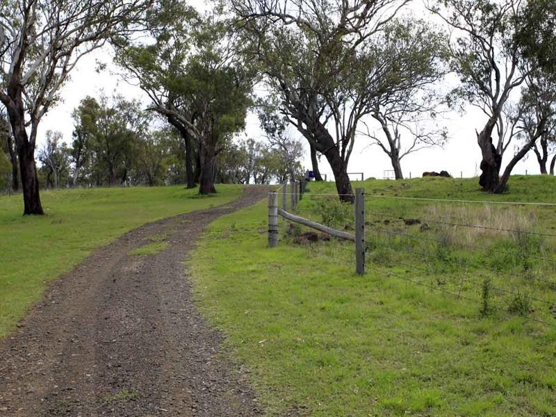 220 Hudson Road, Southbrook QLD 4363