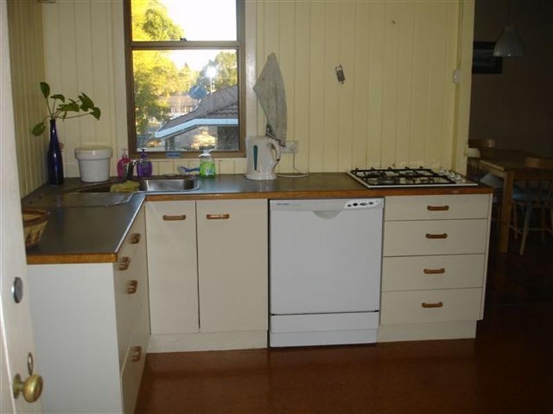 18 Hume Street, North Toowoomba QLD 4350