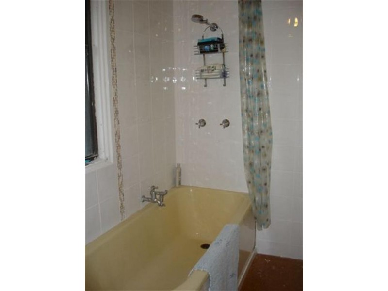 18 Hume Street, North Toowoomba QLD 4350
