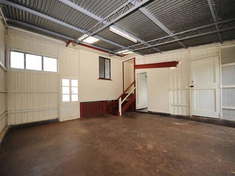 320 Bridge Street, Newtown QLD 4350